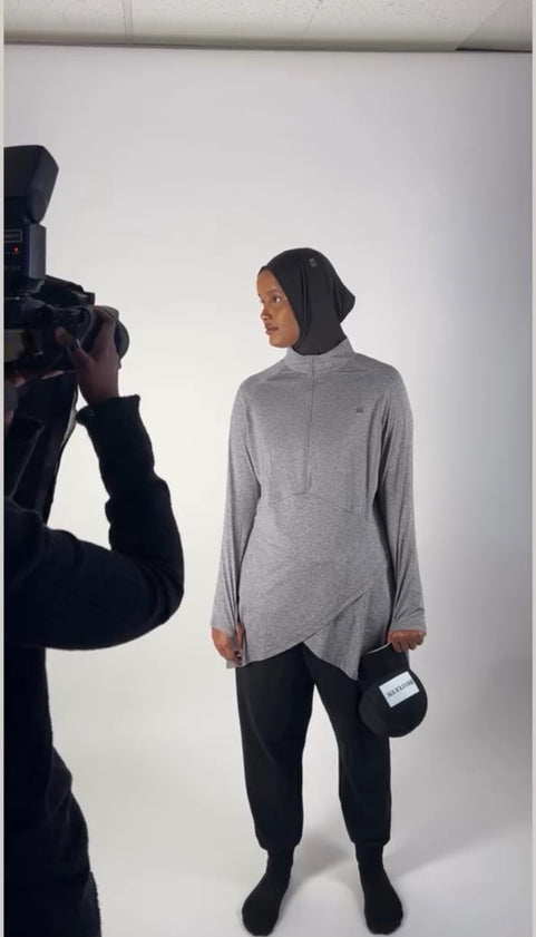 NT Modest Top Silver