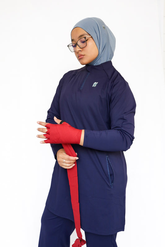 Modest Active Top - Navy