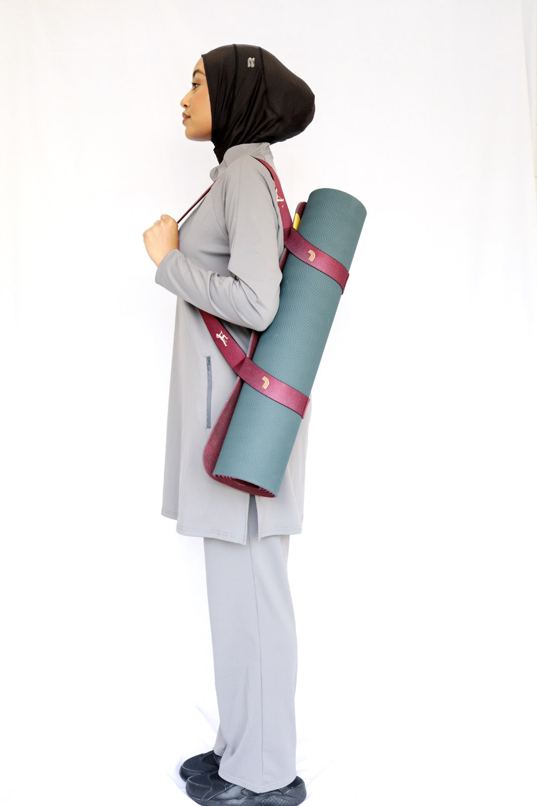 Modest Active set - Gray