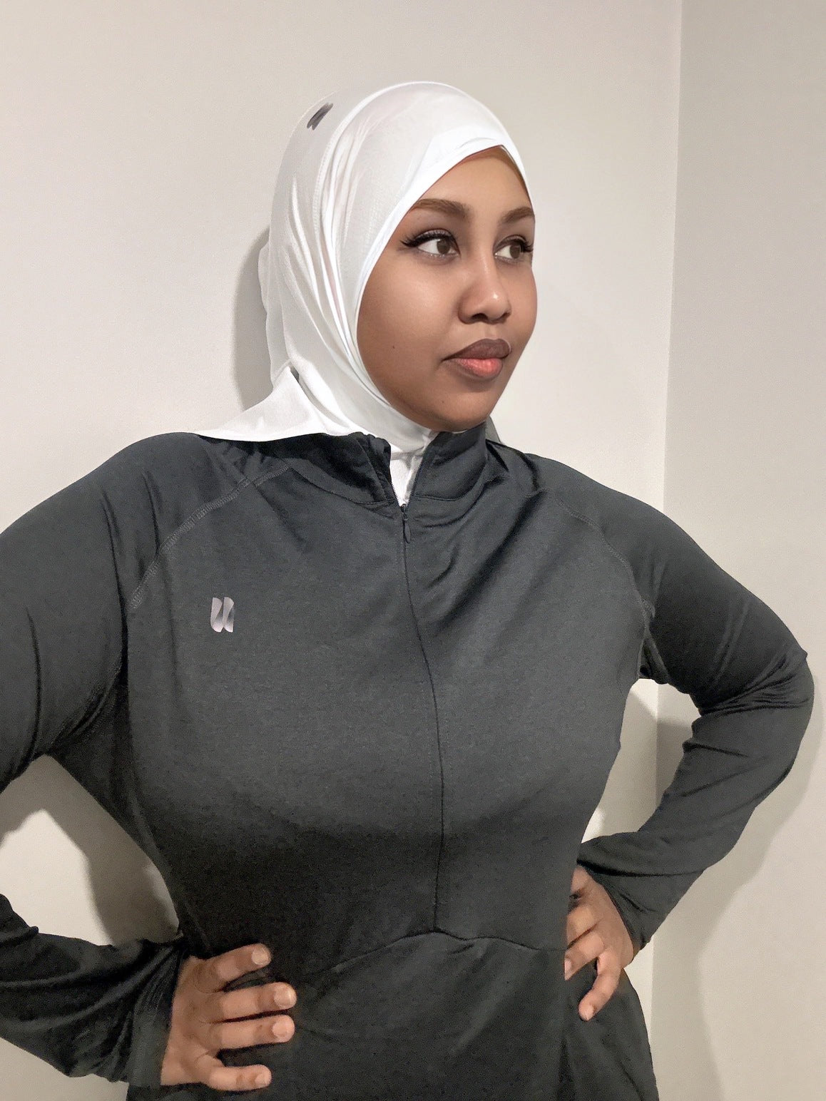 NT Modest Top Charcoal