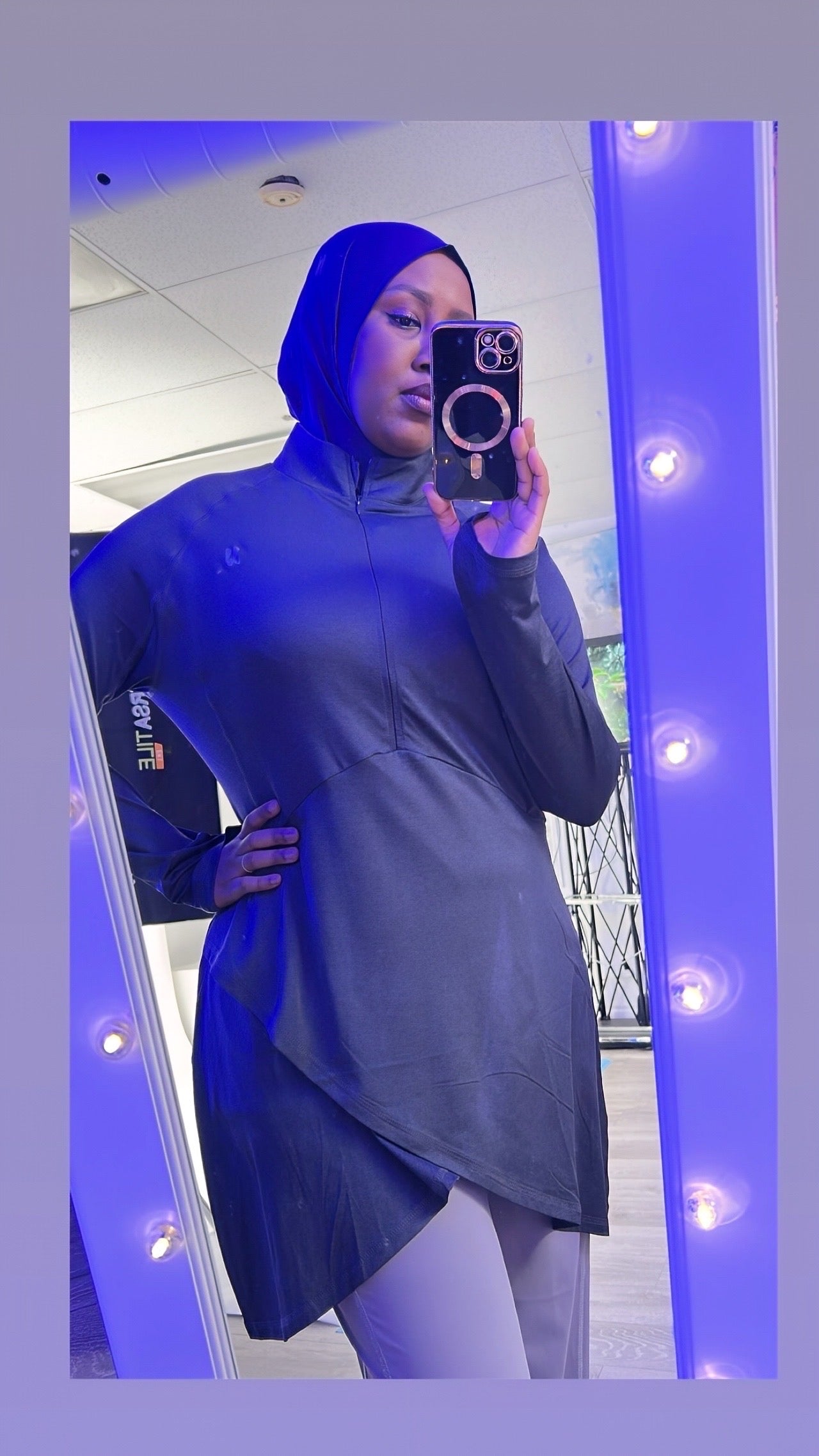 NT Modest Top Charcoal